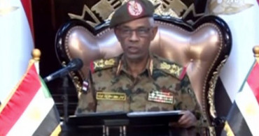 Sudan Savunma Bakanı Ve Askeri Geçiş Konseyi Başkanı İstifa Etti