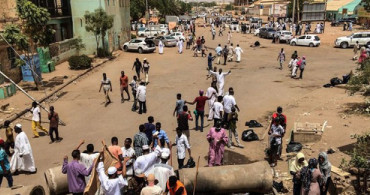 Sudan'da Taraflar Arasında Anlaşmayı Ara Buluculuk Komitesi Sağlayacak