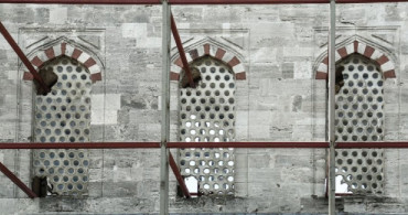 Sultanahmet Camisi'ndeki Restorasyonda Tarihi Beton Bloklar Kırıldı