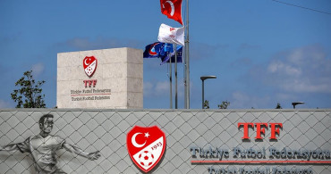 Süper Lig kulüpleri TFF'ye ayaklandı: Mehmet Büyükekşi'nin gitmesi için imza toplanacak
