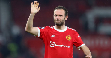 Süper Lig'de Juan Mata yarışması! Beşiktaş ve Galatasaray oyuncunun transferi için karşı karşıya geldi