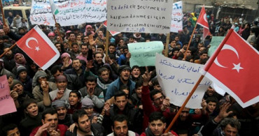 Suriyeliler Türk Askerine Destek İçin Gösteri Düzenledi