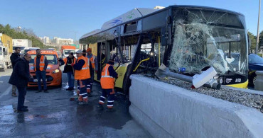 TEM Avcılar'da İETT otobüsü gişe betonlarına çarptı: Facianın eşiğinden dönüldü!