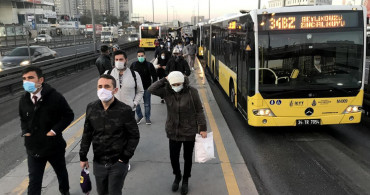 Toplu taşımada artık maskeler atılıyor! Bakan Koca sinyali verdi