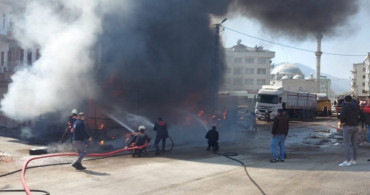 Trabzon'da Lastikçide Yangın Çıktı