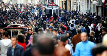 TÜİK Türkiye Nüfusunu Açıkladı! En Kalabalık İl Yine İstanbul Oldu
