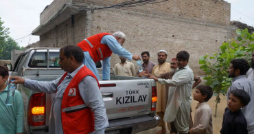 Türk Kızılayı hem yardım ediyor hem de uyarıyor: Pakistan’a acil yardım lazım