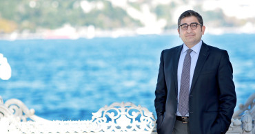Türkiye'de Hakkında Yakalama Kararı Bulunan Sezgin Baran Korkmaz Avusturya'da Gözaltına Alındı