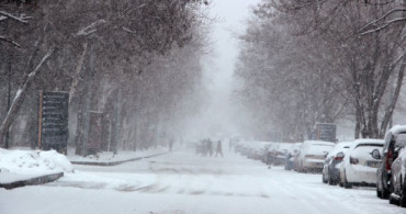 Türkiye'nin Doğusunda Kar Yağışı Etkili Oluyor