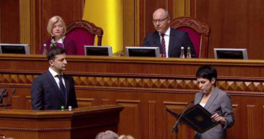 Ukrayna Devlet Başkanı Zelenskiy Resmen Göreve Başladı
