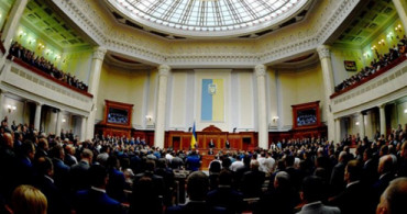 Ukrayna Parlamentosu'ndan Zelenskiy’nin Talebine Ret