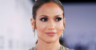 Ünlü Şarkıcı Jennifer Lopez Sektör Değiştiriyor