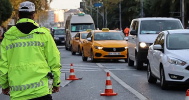 Valilik açıkladı: İstanbul'da bazı yollar trafiğe kapatıldı