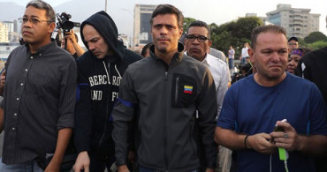 Venezuela'da Muhalif Lider Lopez İspanya Büyükelçiliği'ne Sığındı