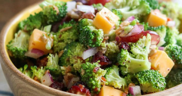 Vitamin Dolu Brokoli Salatası Tarifi