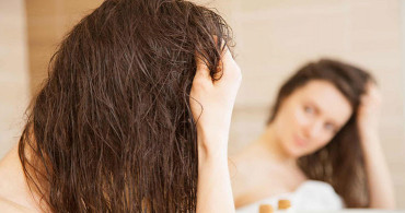 Yağlı Saçlara Evde Nasıl Bakım Yapılır?