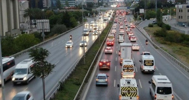 Yağmurlu İstabul’un Trafik Çilesi