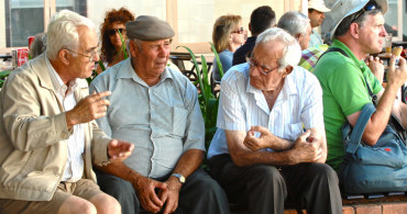 Yargıtay'dan Emekliye Müjde: Emekli Maaşından Kredi Borç Kesintisi Olmayacak!