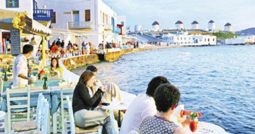 Yunanistan 25 Ülkeden Turist Kabul Etmeye Başlayacak