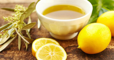 Zeytinyağı ile limon sağlık vadediyor: Bu tarifle bağışıklık sisteminizi demir gibi yapabilirsiniz