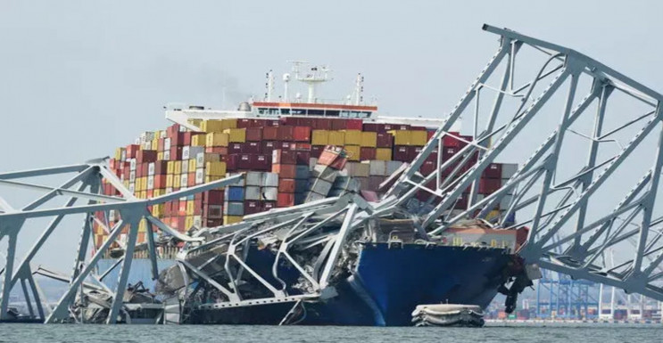 ABD'de yaşanan gemi kazasından korkunç görüntüler: OHAL ilan edildi!