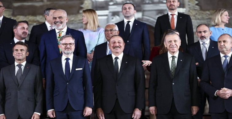 13 yıl sonra bir araya geldiler: Erdoğan, Aliyev ve Paşinyan üçlüsü Prag’ta buluştu