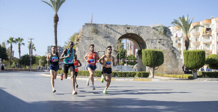 16. Tarsus Uluslararası Yarı Maratonu 20 Ekim'de Koşulacak