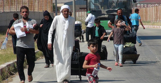200 Bin Suriyeli Sığınmacı Ülkesine Döndü