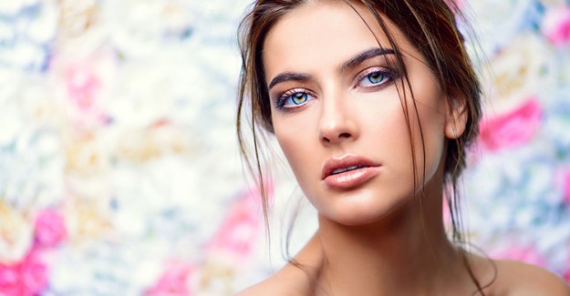 2019 İlkbahar Güzellik Trendi Alarmı: Renkli Eyelinerlarınızı Hazırlayın!