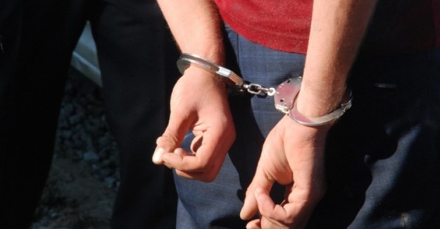 5 Ayrı Suçtan Aranan Adam, Manisa'da Yakalandı