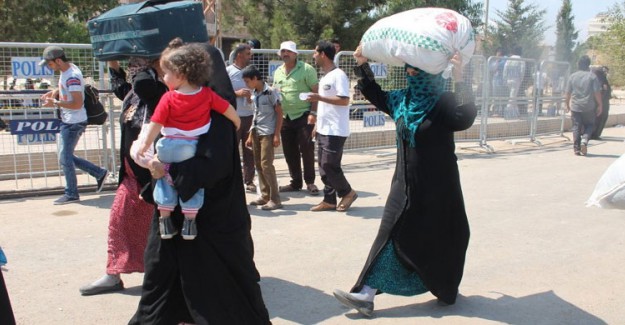 500 Bin Suriyeli Geri Dönmek İçin Güvenli Bölgeyi Bekliyor