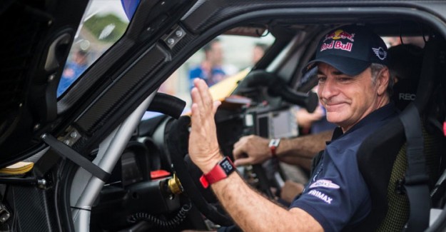 57 Yaşındaki Carlos Sainz, Dakar Rallisi'nde Yarışacak