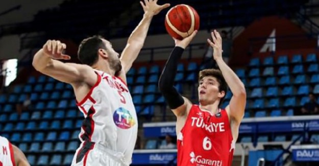 A Milli Basketbol Takımı, Hazırlık Maçında Tunus'u  64-54  Yendi