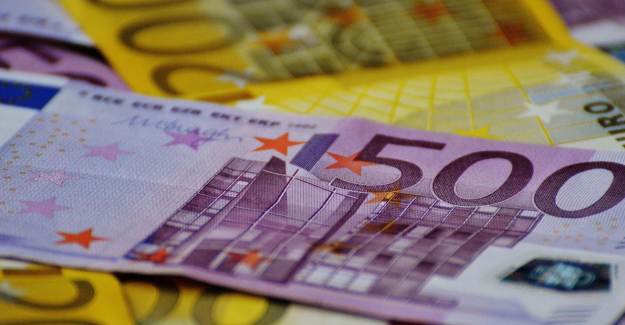 AB Ekonomisi İlk Çeyrekte Yüzde 3,2 Küçüldü