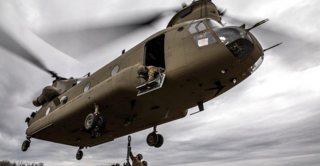 ABD, 4 Adet Boeing CH-47F Chinook Tipi Helikopteri Türkiye'ye Teslim Etti