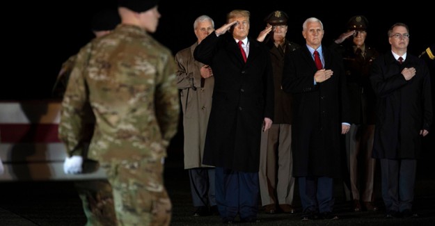 ABD Başkanı Trump, Taliban Liderlerinden Berader İle Görüştü