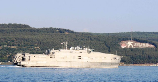 ABD Donanma Gemisi Çanakkale Boğazı'ndan Geçti