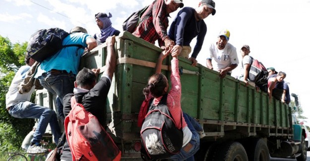 ABD, Sınırı Geçen Tüm Kaçak Göçmenleri Meksika'ya Gönderecek