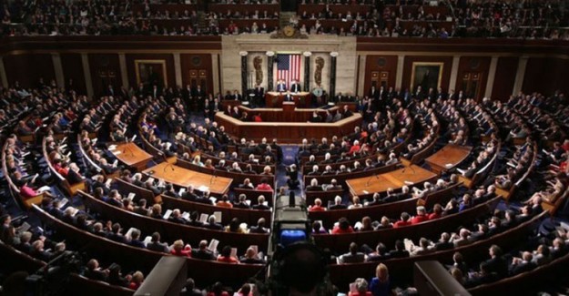 ABD Temsilciler Meclisi, Trump'ın Azil Maddelerini Senato'ya Yolladı