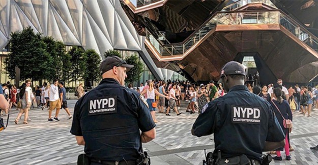 ABD'deki Saldırılar Sonrası New York'ta Güvenlik Önlemleri Alındı