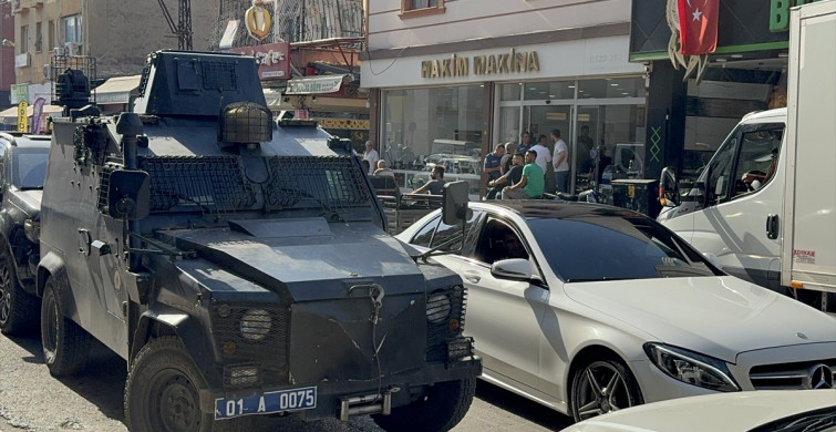 Adana'da Yol Kenarında El Bombası Bulundu