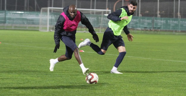 Adana Demirspor 2.ci Hazırlıklarına Son Sürat Devam Ediyor