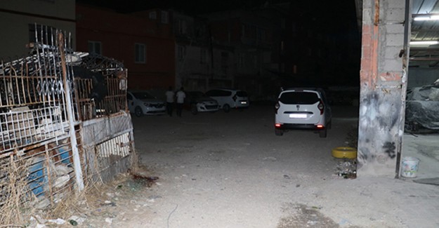 Adana'da Arasında Husumet Olanlarla Barışmaya Giden 2 Genç Öldürüldü