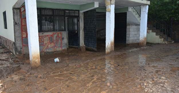 Adana'da Sel Felaketi Hasara Sebep Oldu