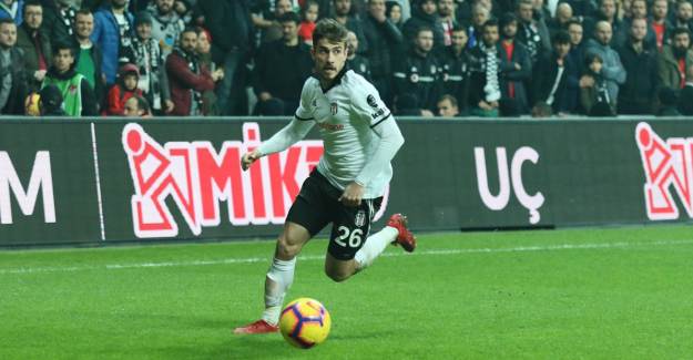 Adı Fenerbahçe’yle Geçiyordu! 3 Yıllık İmza