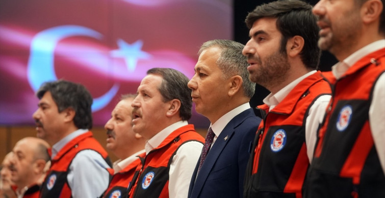 Afetlere Hazırlık: Gençlerden Çözüm Önerileri ve Memur-Sen'in Rolü