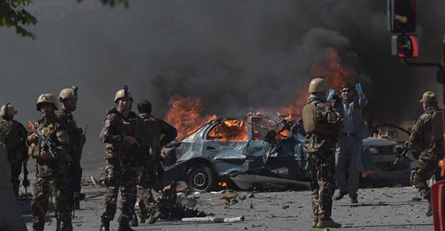 Afganistan'da Art Arda İki Patlama, Ölü ve Yaralılar Var 