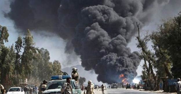 Afganistan'da Bombalı Saldırı: 2 Ölü