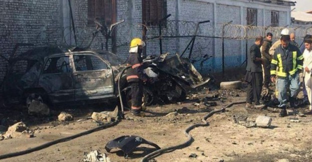 Afganistan'da Bombalı Saldırı: 3 Ölü