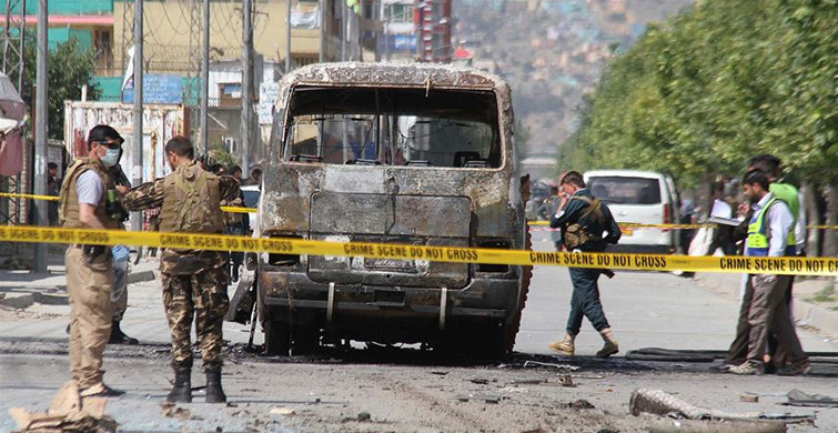 Afganistan'da Bombalı Saldırı Paniği